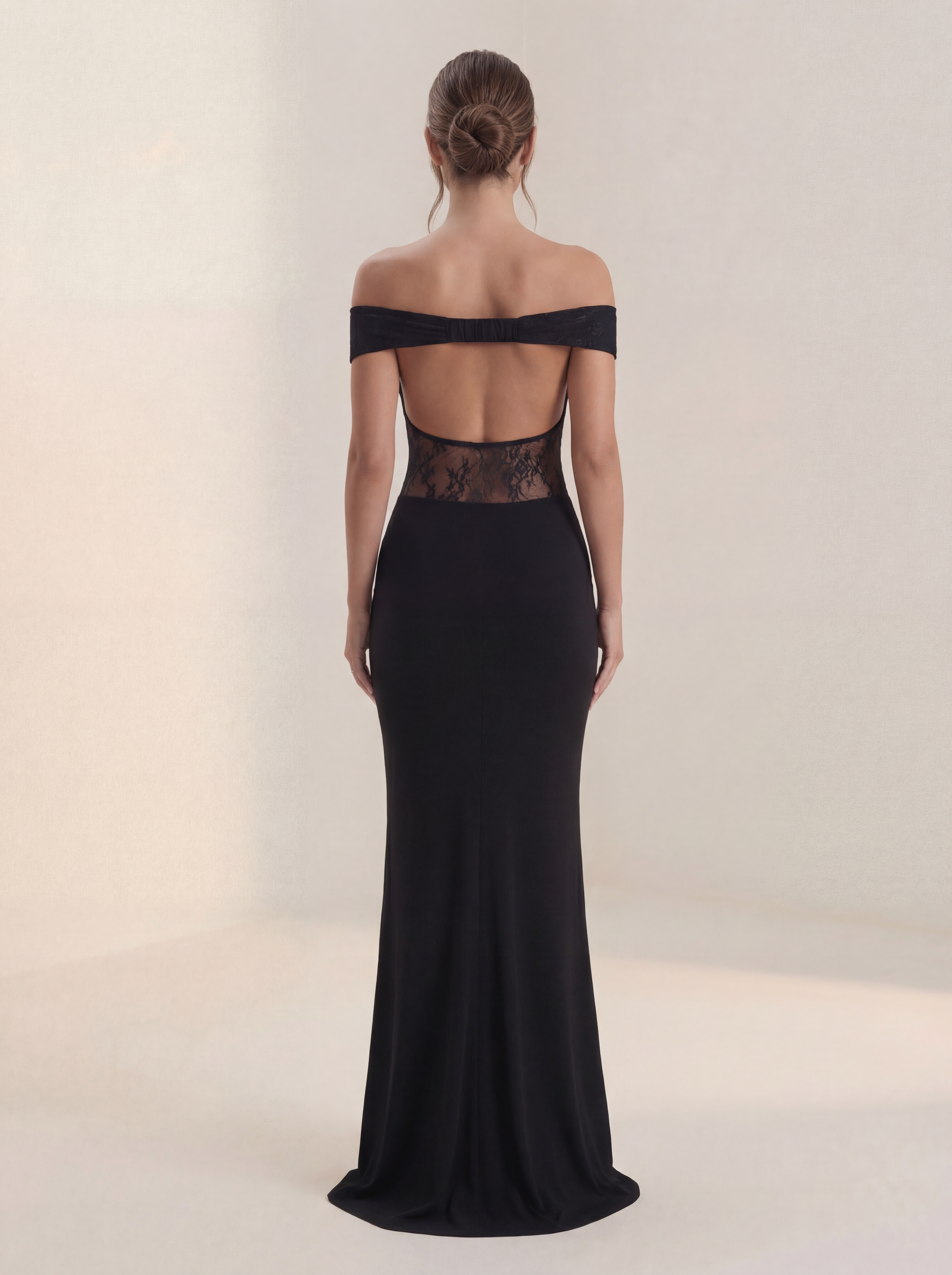 Obsidian Grace Gown (NEW!)
